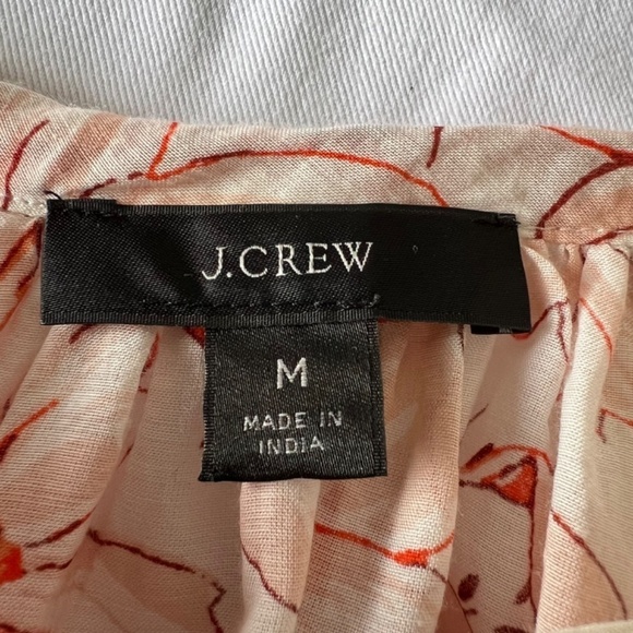 Crew tassel tie- front cropped top in breezy blooms - Picture 6 of 11